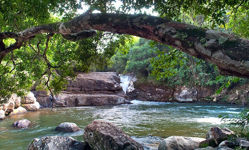 Poço Verde e Encontro dos Rios